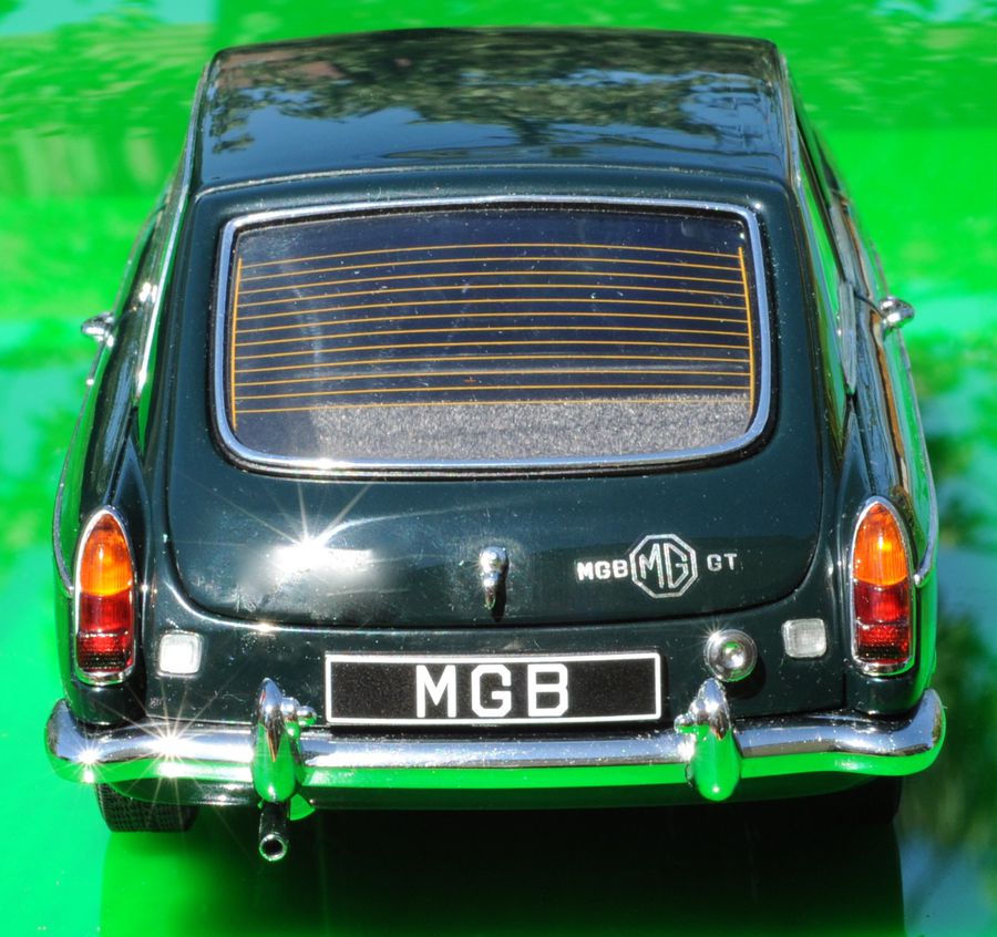 MGB GT Mk2 - 1969 - Le blog de mespetitesbagnoles.over-blog.com