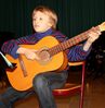 WeihnachtskonzertSMSV05FelixvonderGoltzGitarre
